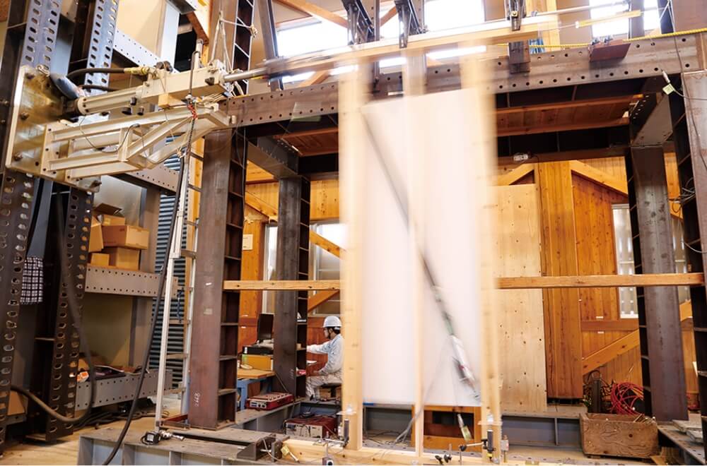 最新の制振技術