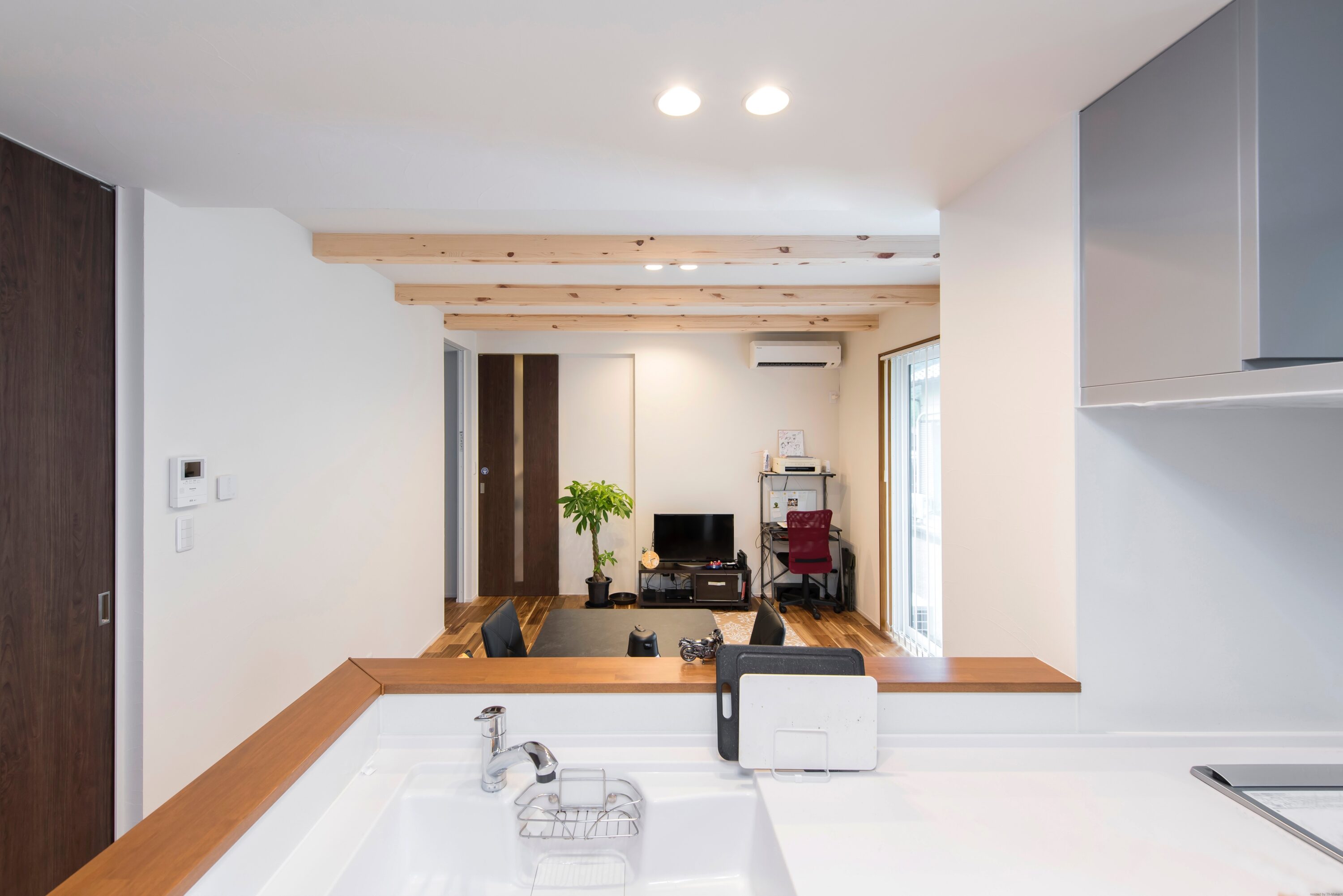 【土岐市】4LDK+WICのある切妻屋根の平屋の写真6
