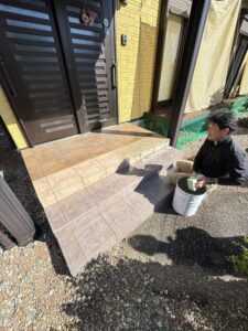 土岐市で玄関のリフォームをするならワダハウジング