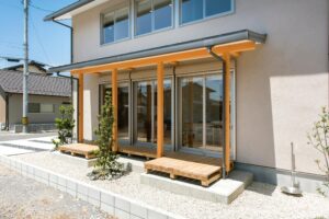 土岐市でウッドデッキ交換のリフォームならワダハウジング
