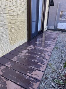 土岐市でウッドデッキ交換のリフォームならワダハウジング