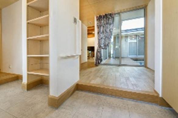 土岐市で家の顔になる快適な玄関のご相談ならワダハウジング