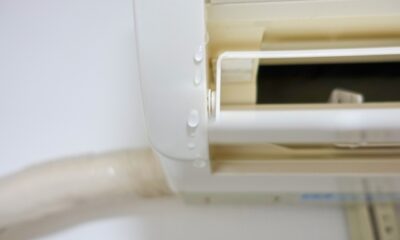 エアコンの水漏れ対処法｜原因と自分でできるチェックポイント