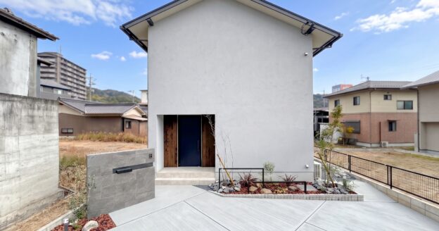 【土岐市】3LDK+吹抜のある二階建て